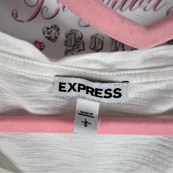 Express tshirt 2 tone mesh bottom hem bling White Graphic Short Sleeve Tee - Picture 6 of 9